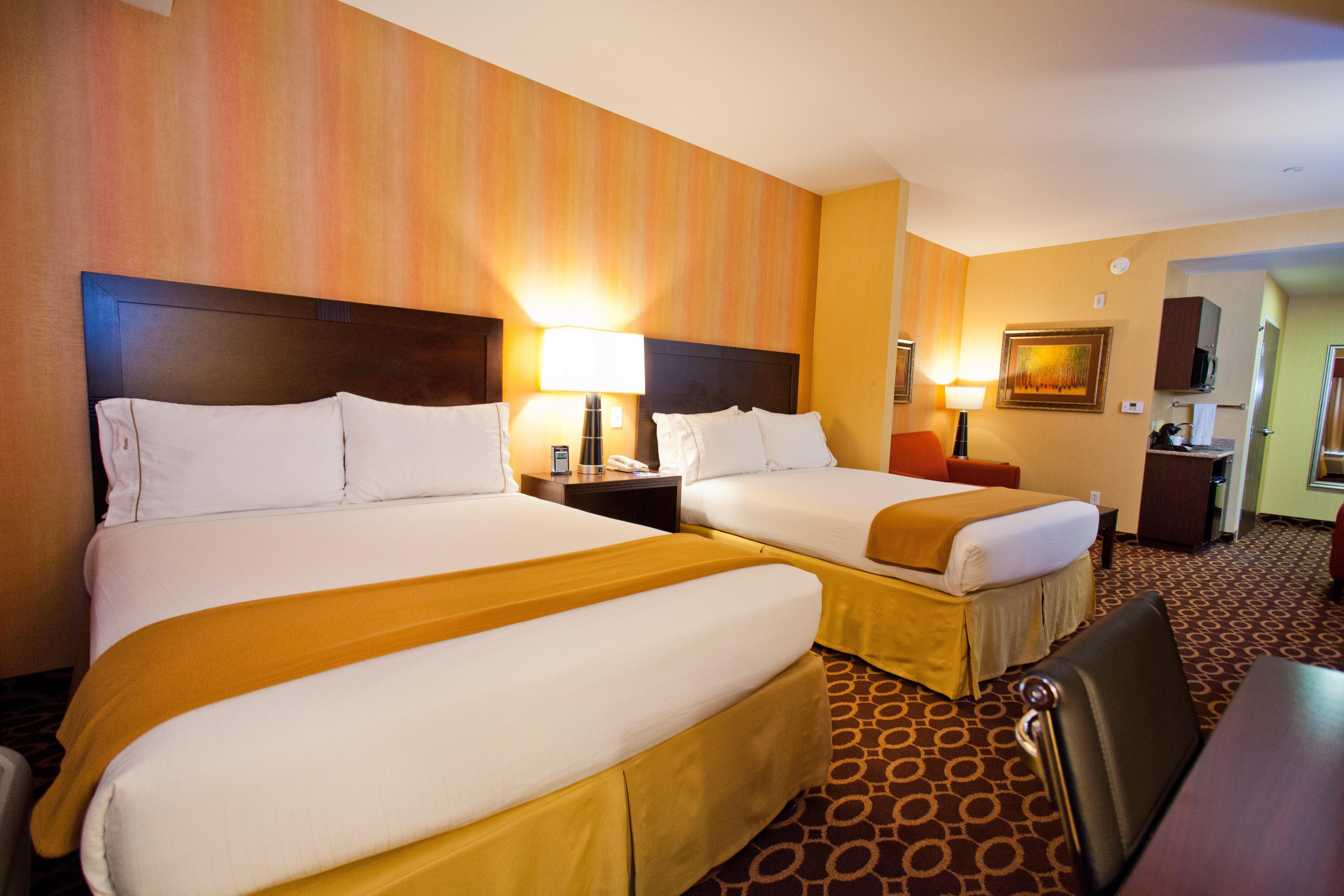 Holiday Inn Express & Suites Sacramento Ne Cal Expo By Ihg Exterior photo