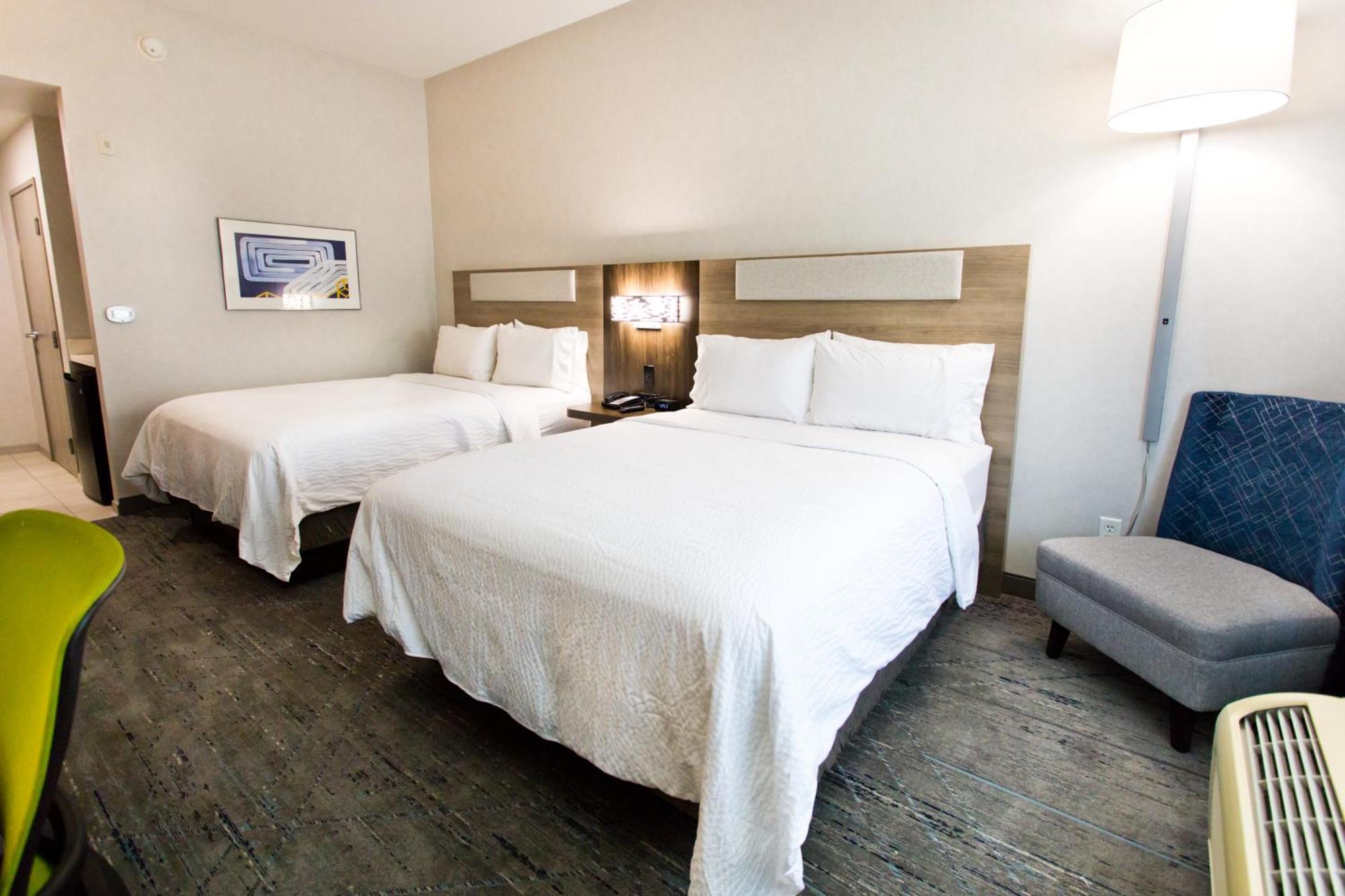 Holiday Inn Express & Suites Sacramento Ne Cal Expo By Ihg Exterior photo