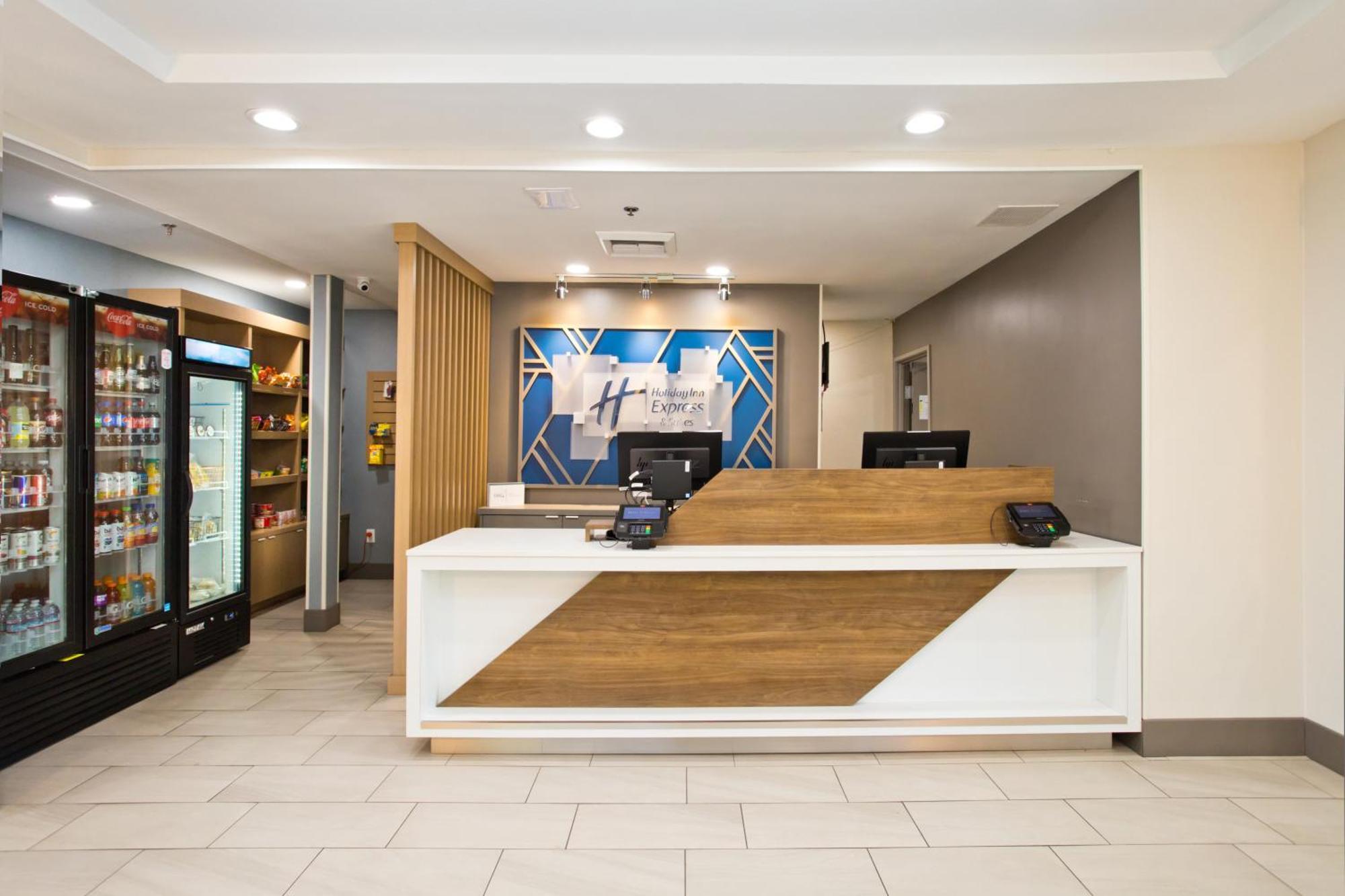 Holiday Inn Express & Suites Sacramento Ne Cal Expo By Ihg Exterior photo